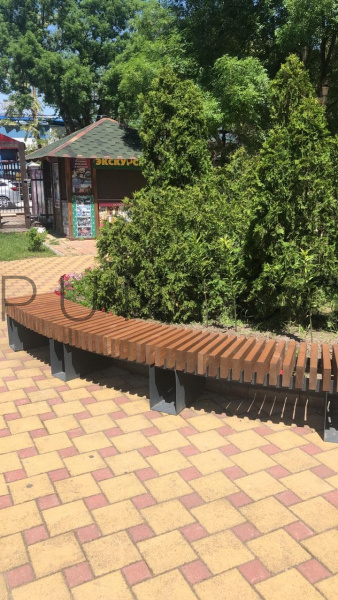 Скамейка  радиусная, 1 п.м. 